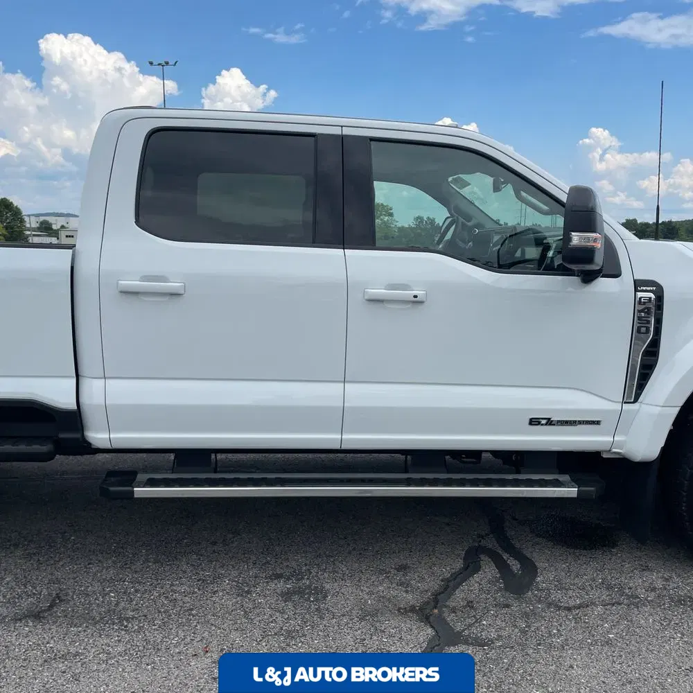 2025 Ford F-450 Super Duty Lariat