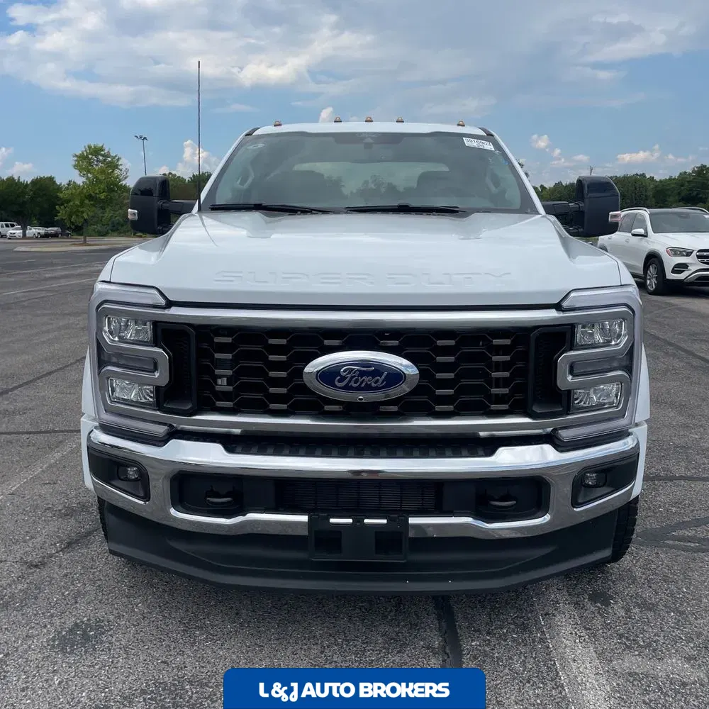 2025 Ford F-450 Super Duty Lariat