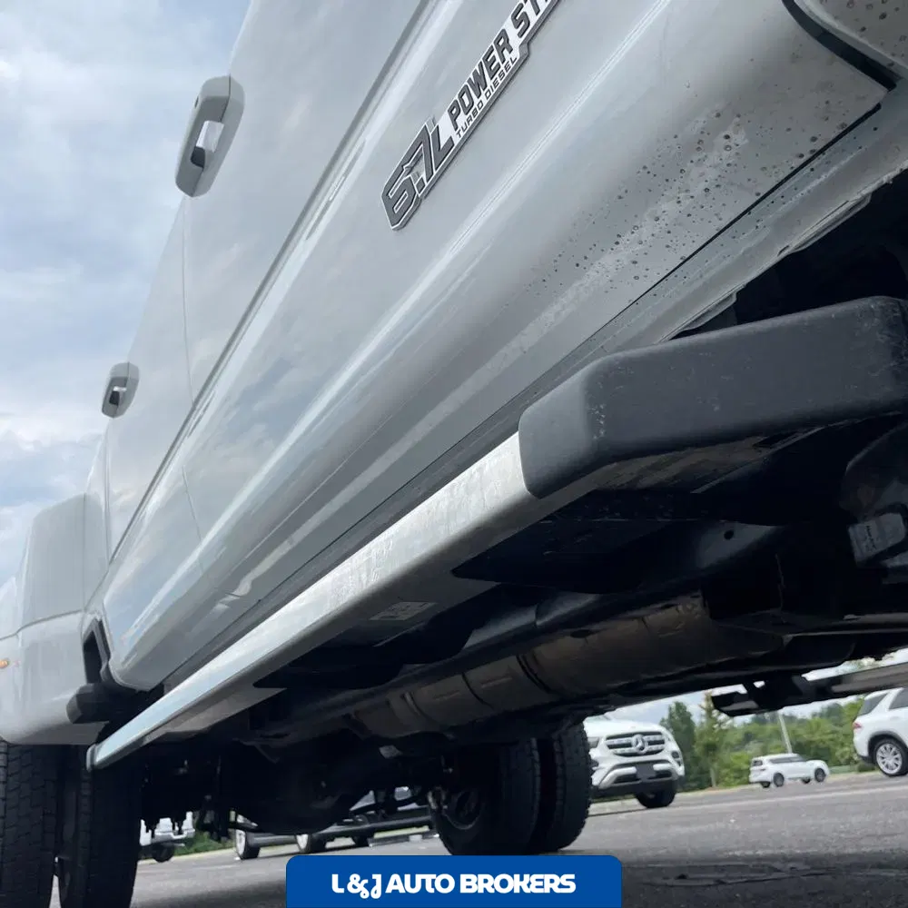2025 Ford F-450 Super Duty Lariat