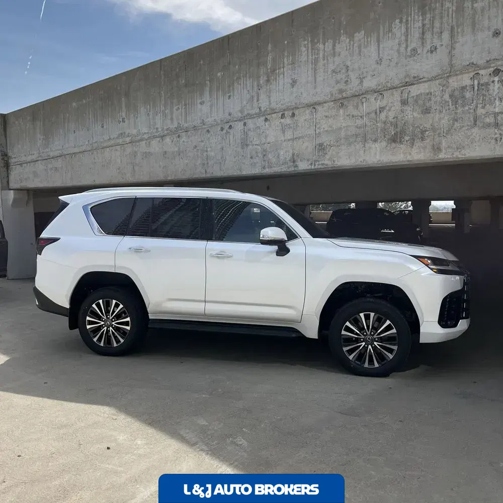 2025 Lexus LX-Series LX600 Premium
