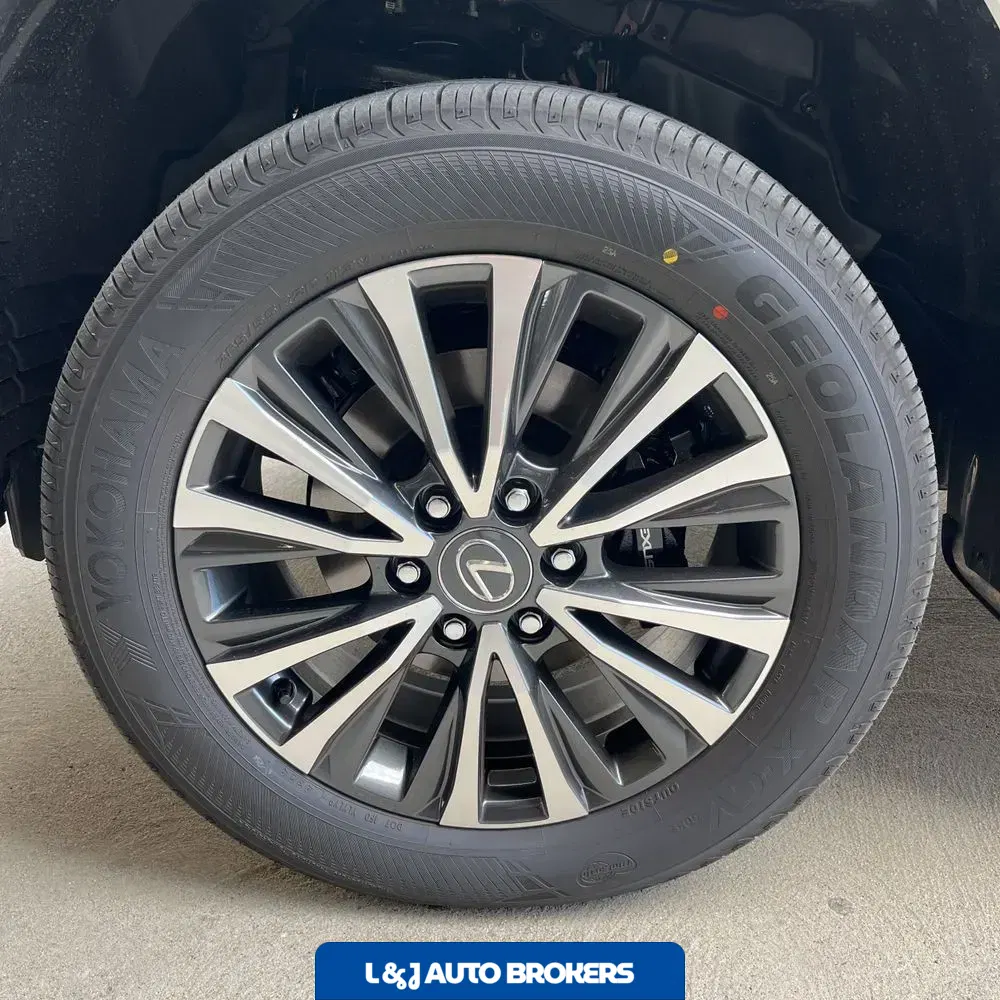 2025 Lexus LX-Series LX600 Premium