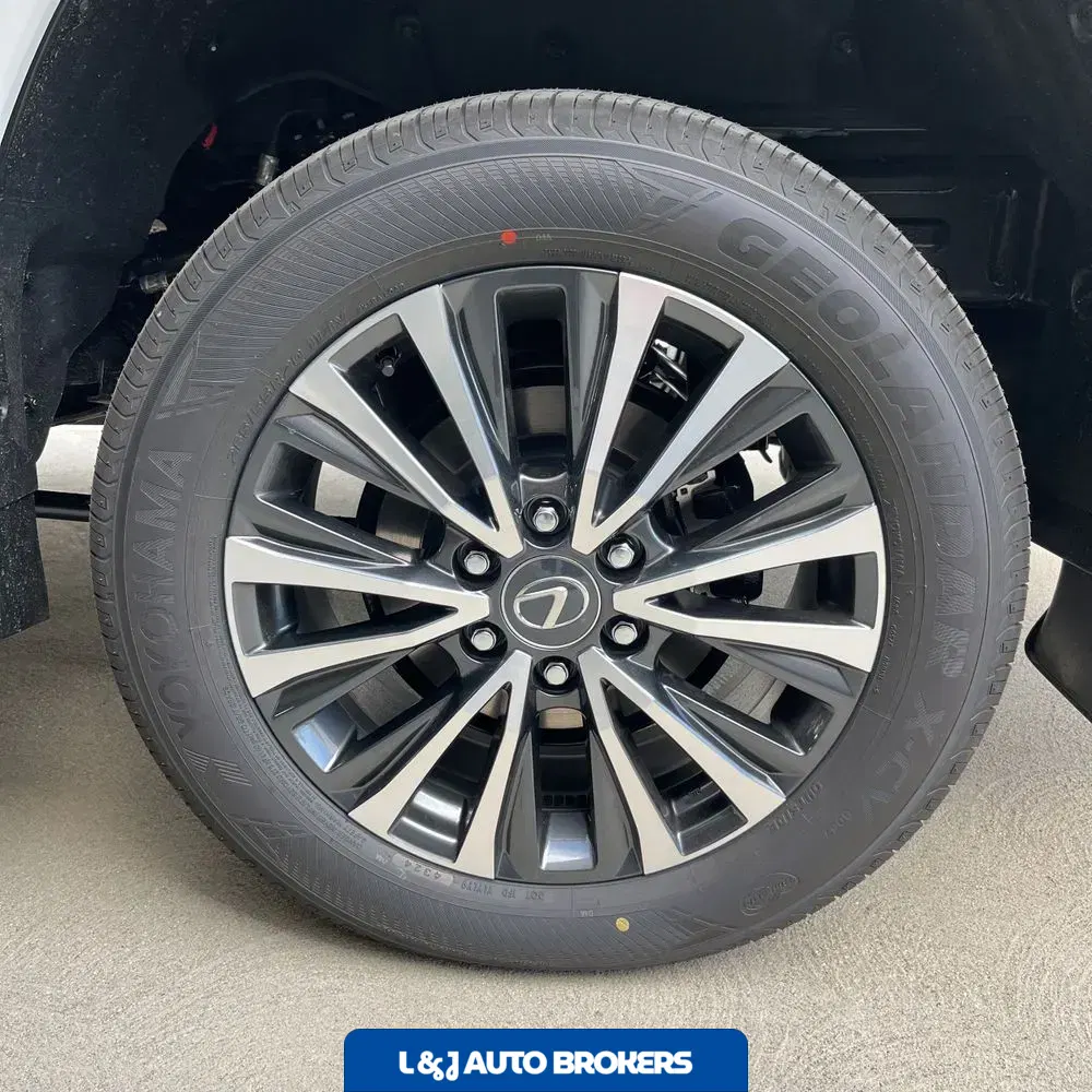 2025 Lexus LX-Series LX600 Premium