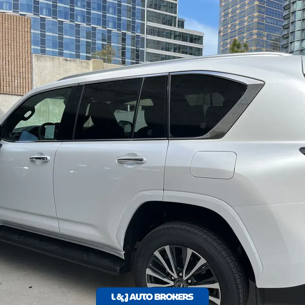 2025 Lexus LX-Series LX600 Premium