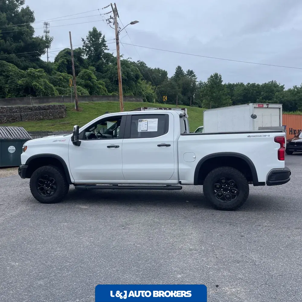 2024 Chevrolet Silverado 1500 ZR2