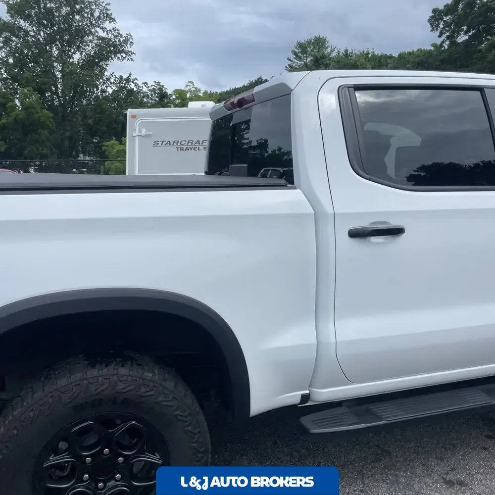 2024 Chevrolet Silverado 1500 ZR2