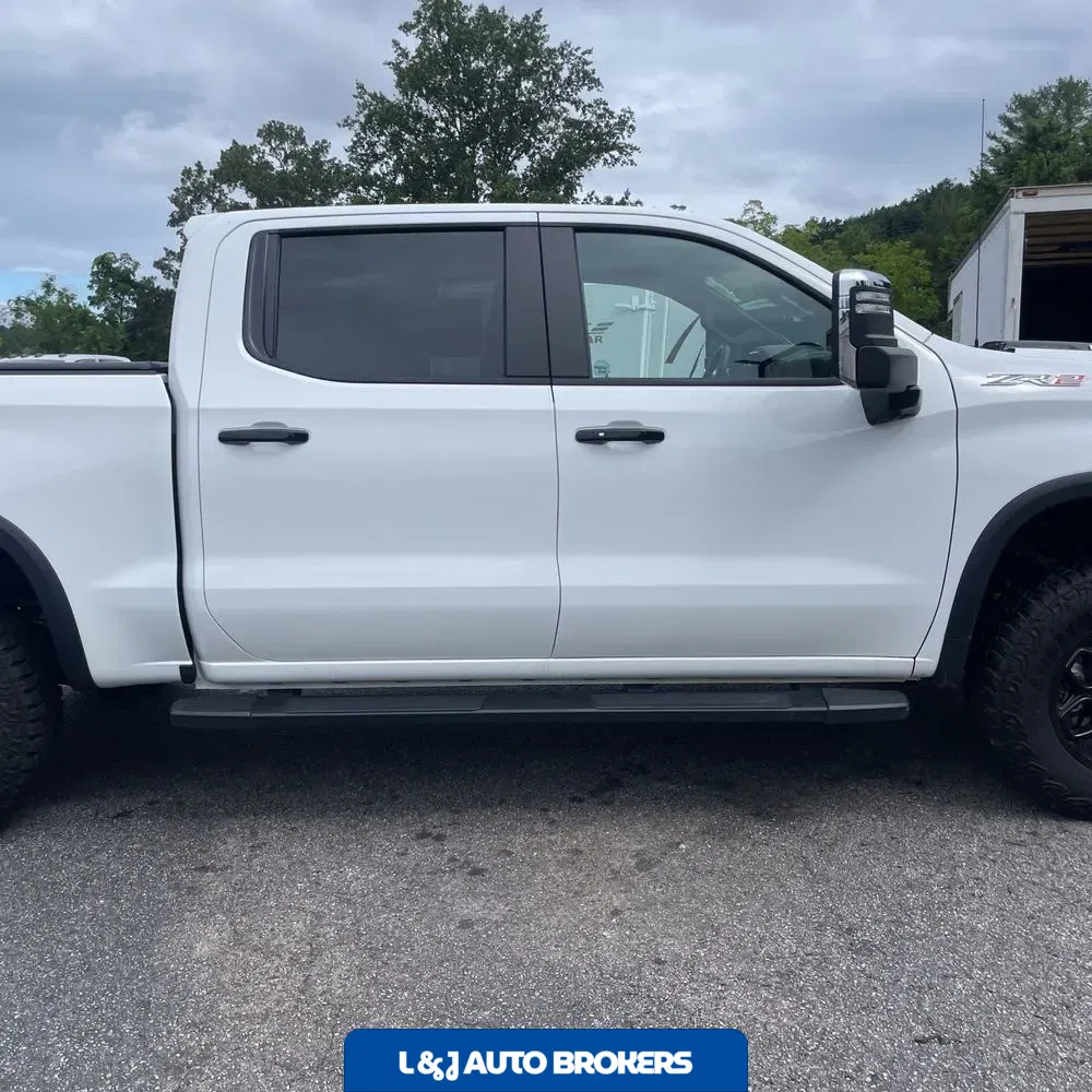 2024 Chevrolet Silverado 1500 ZR2