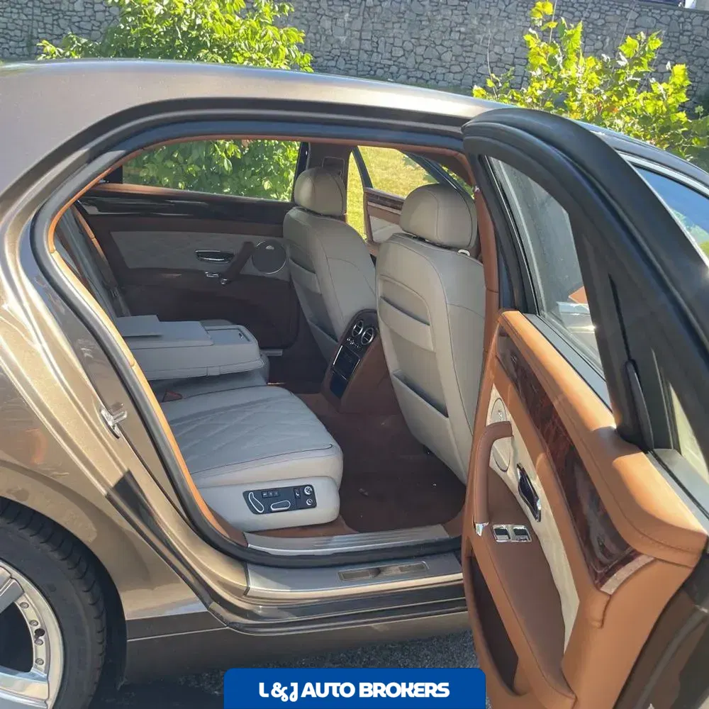 2014 Bentley Flying Spur Base
