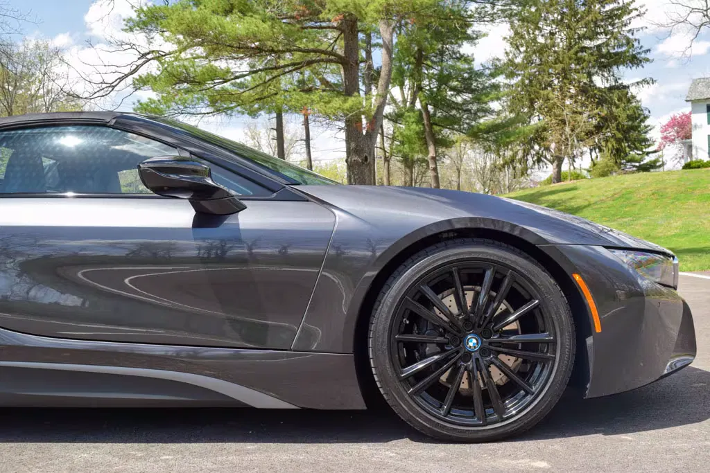 2019 BMW I8 Roadster AWD