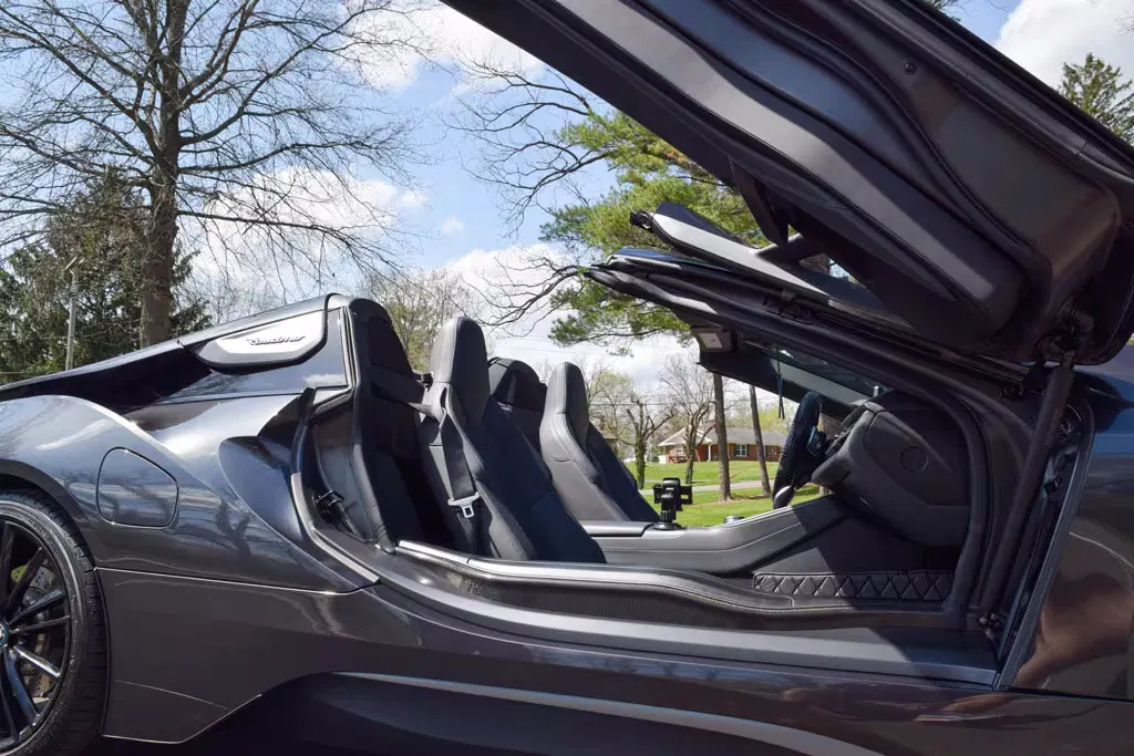 2019 BMW I8 Roadster AWD