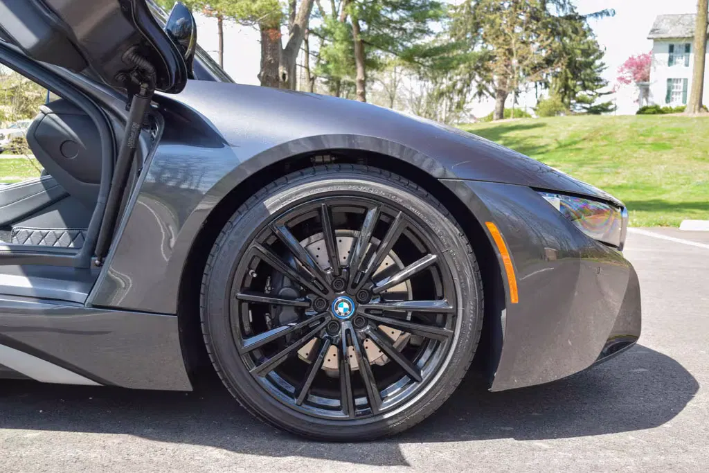 2019 BMW I8 Roadster AWD