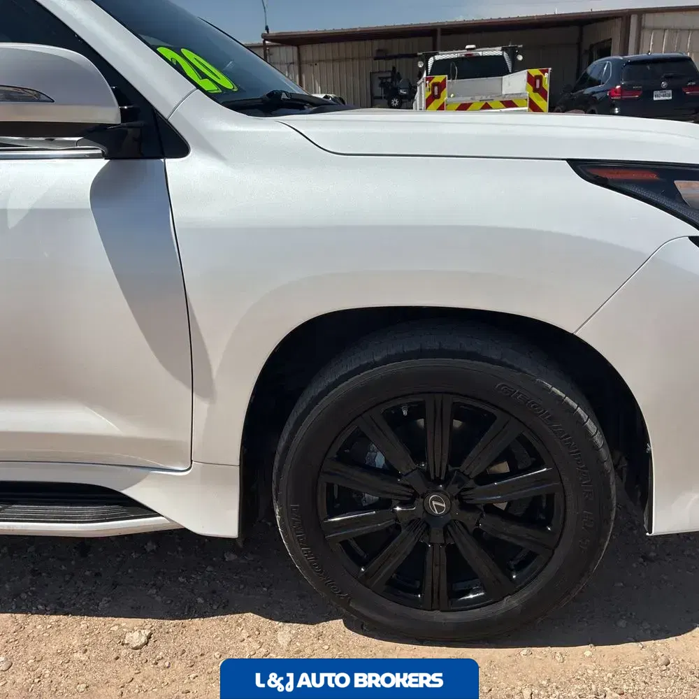 2020 Lexus LX 570 Three-Row