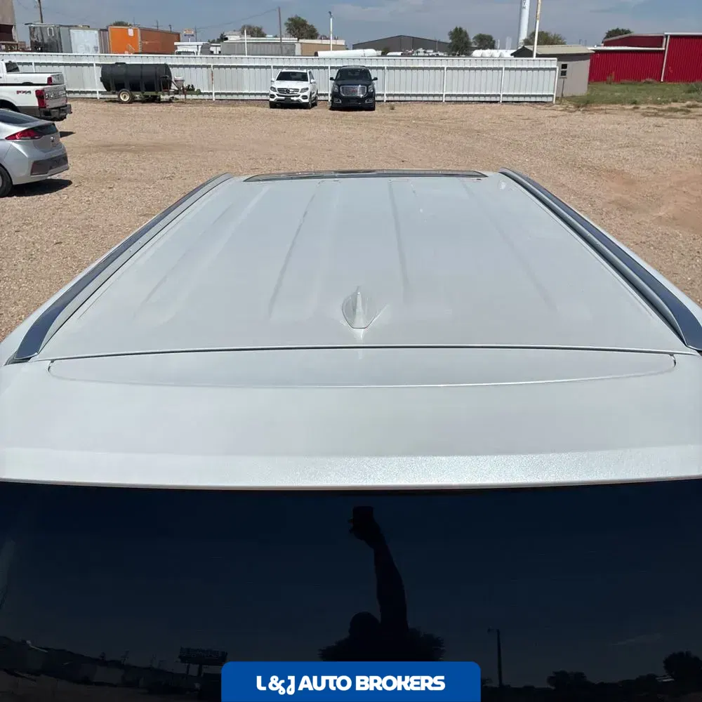 2020 Lexus LX 570 Three-Row