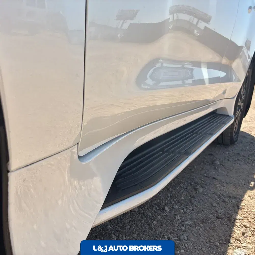 2020 Lexus LX 570 Three-Row