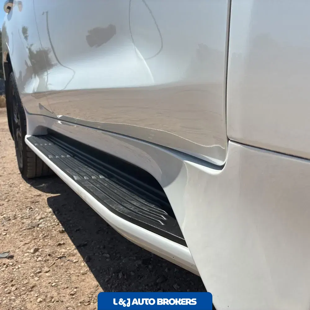 2020 Lexus LX 570 Three-Row