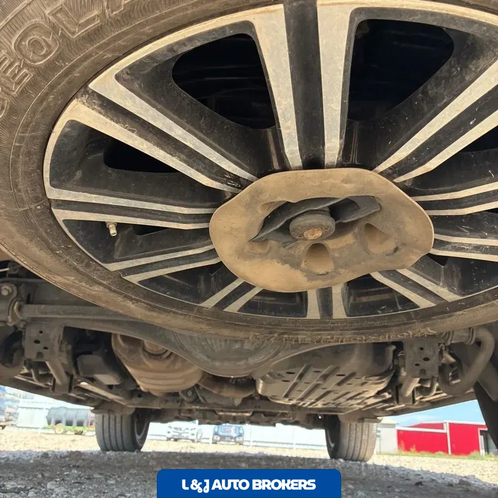 2020 Lexus LX 570 Three-Row