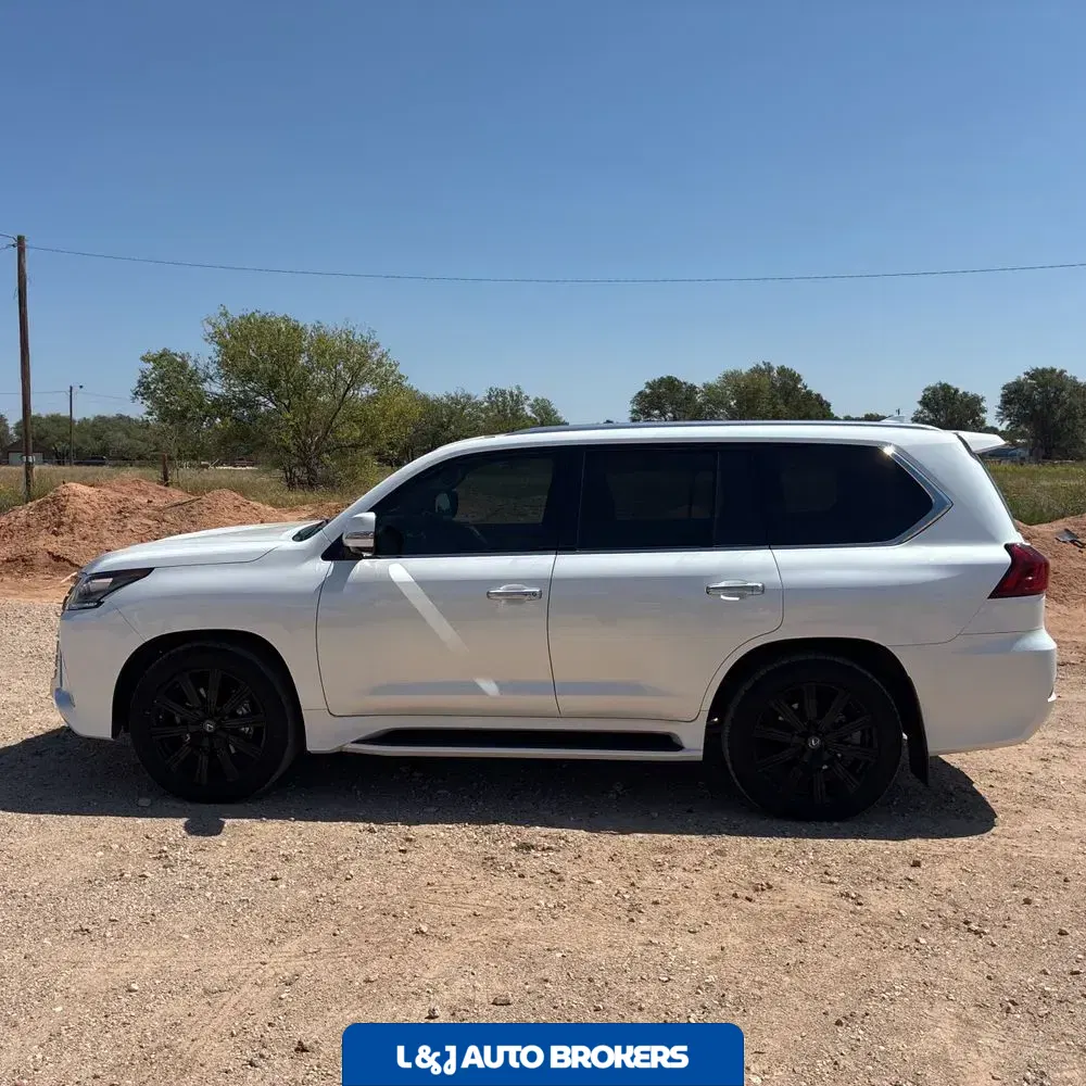 2020 Lexus LX 570 Three-Row