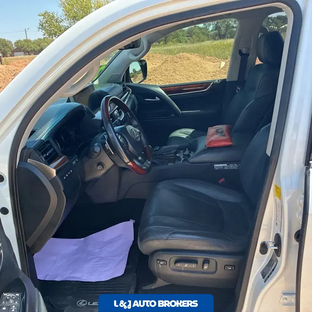 2020 Lexus LX 570 Three-Row