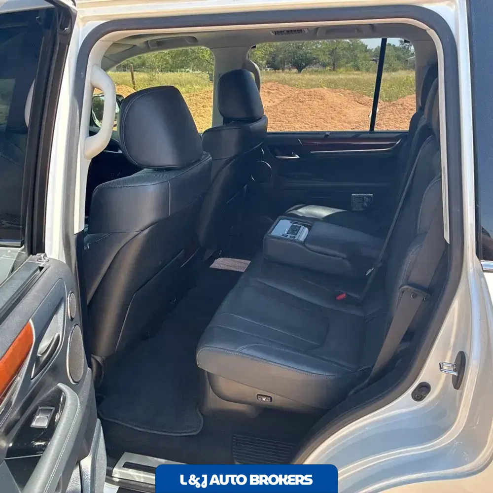 2020 Lexus LX 570 Three-Row