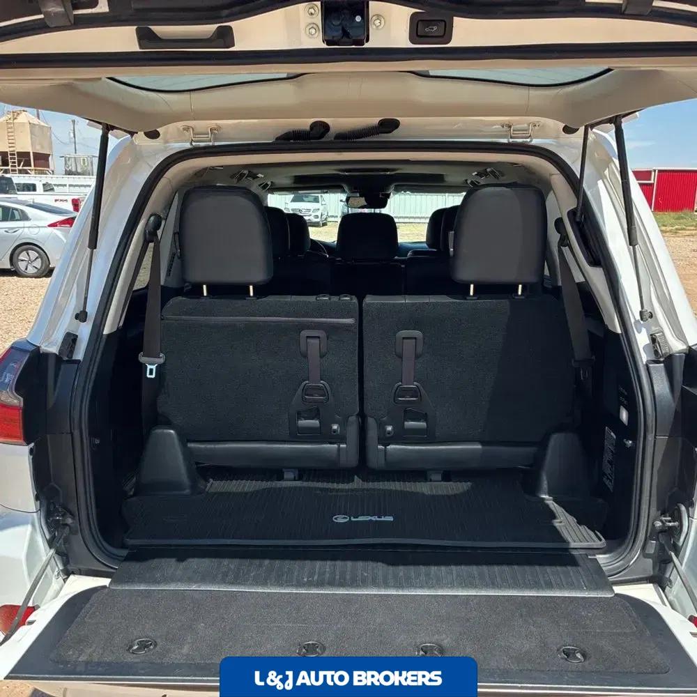 2020 Lexus LX 570 Three-Row