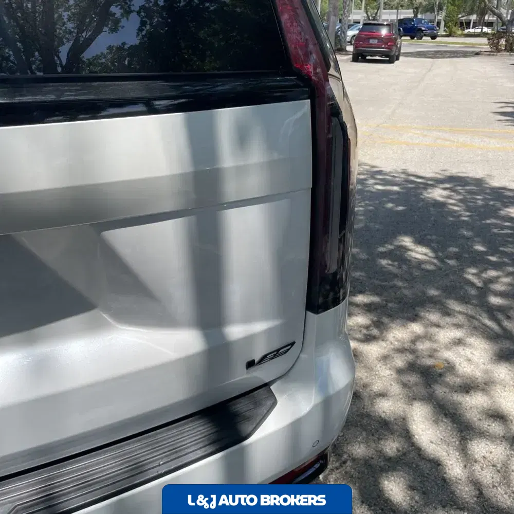 2023 Cadillac Escalade-V Base