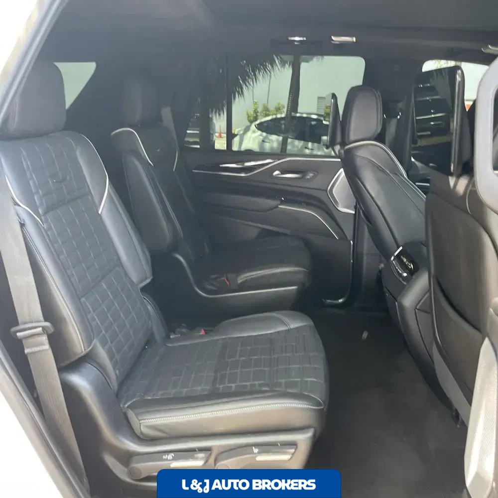 2023 Cadillac Escalade-V Base