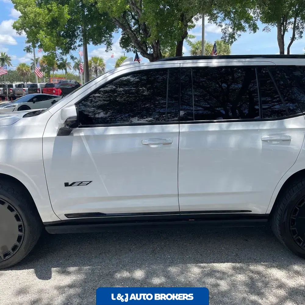 2023 Cadillac Escalade-V Base