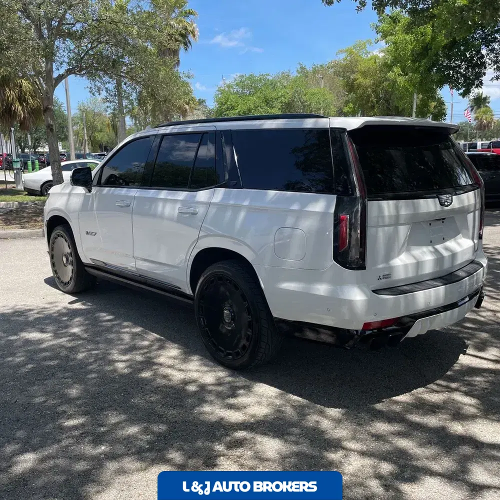 2023 Cadillac Escalade-V Base