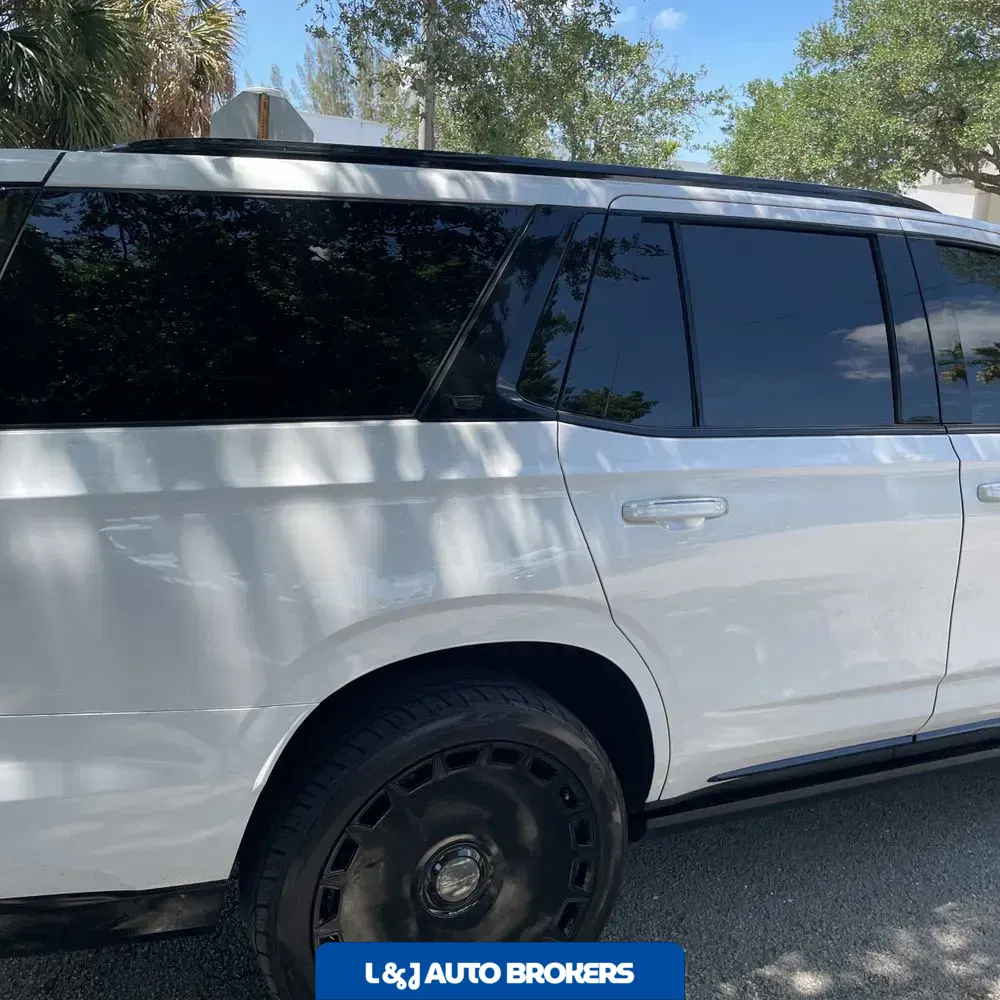 2023 Cadillac Escalade-V Base