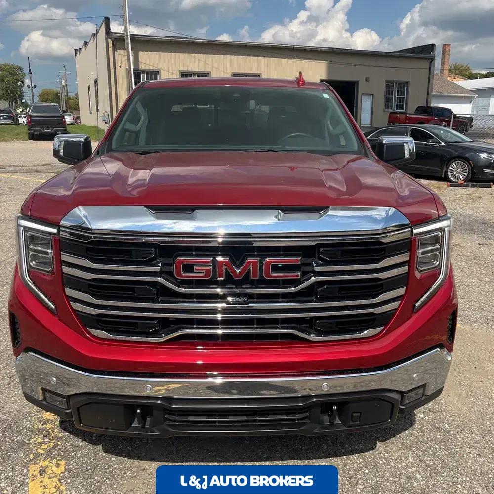 2024 GMC Sierra 1500 SLT