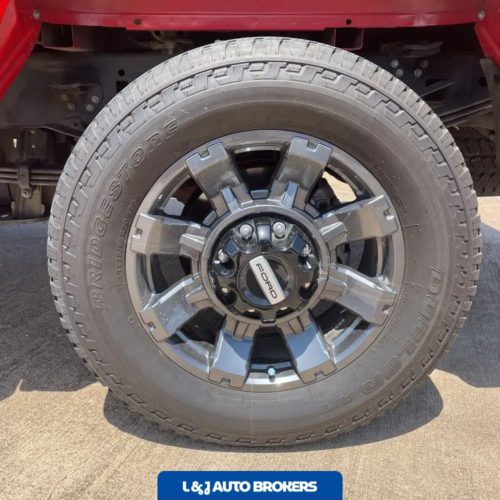 2023 Ford F-350 Super Duty Lariat