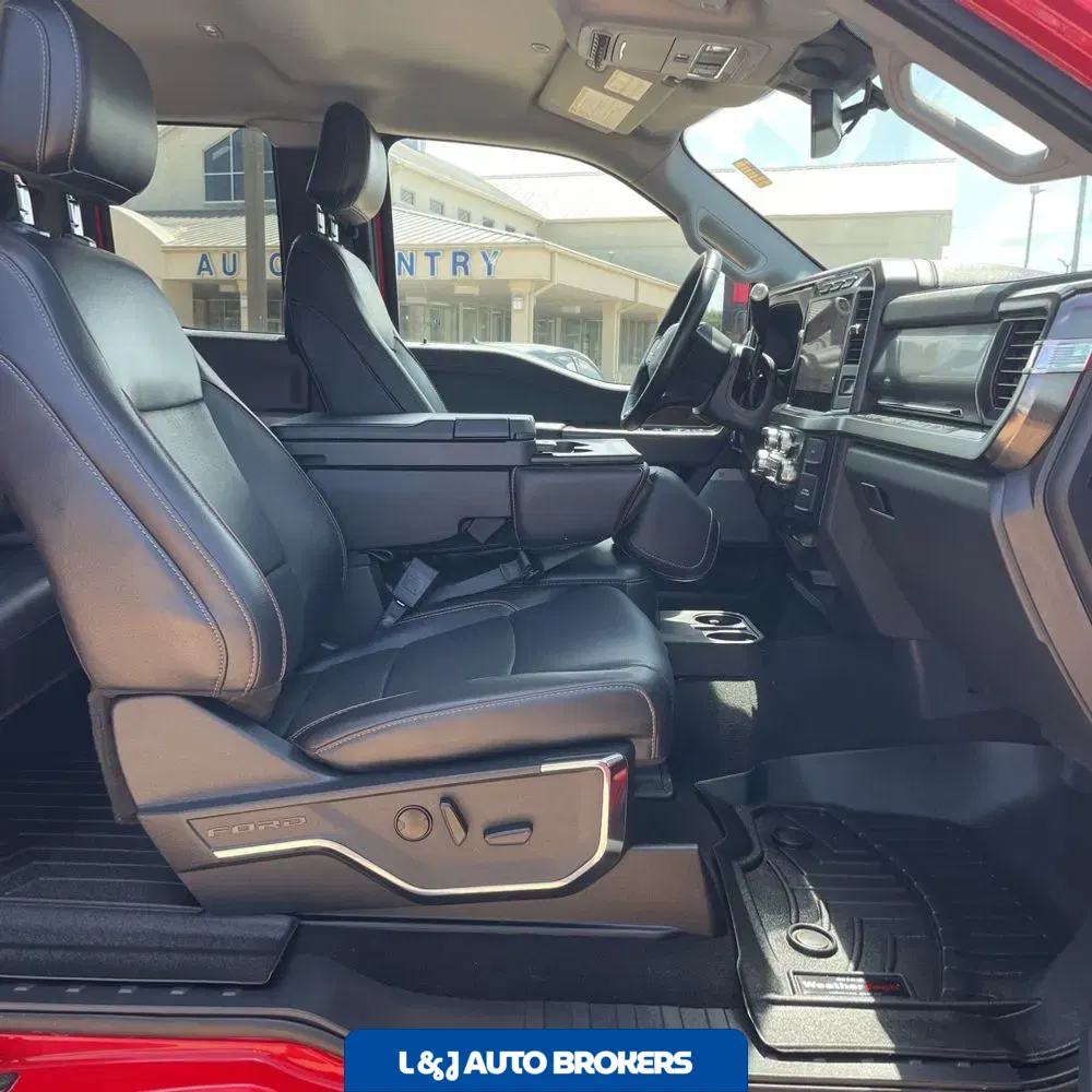 2023 Ford F-350 Super Duty Lariat