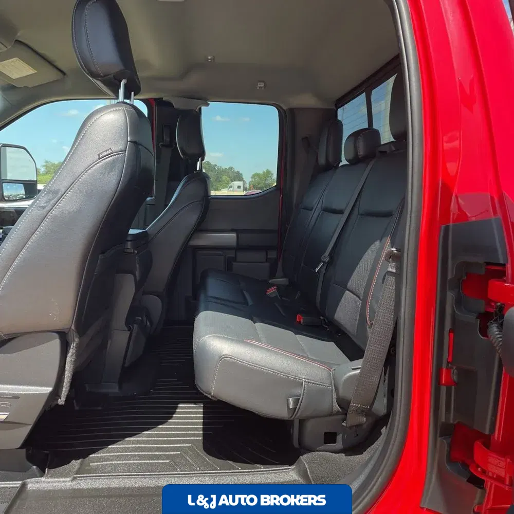 2023 Ford F-350 Super Duty Lariat
