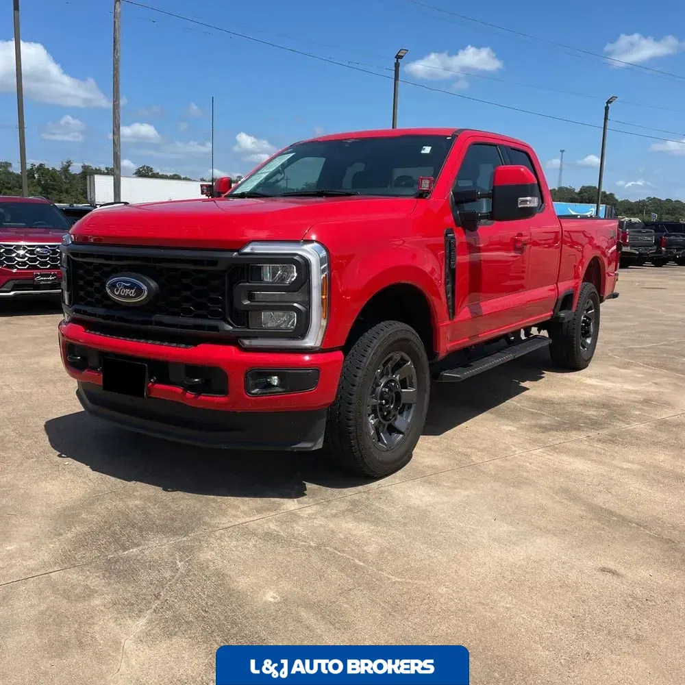 2023 Ford F-350 Super Duty Lariat