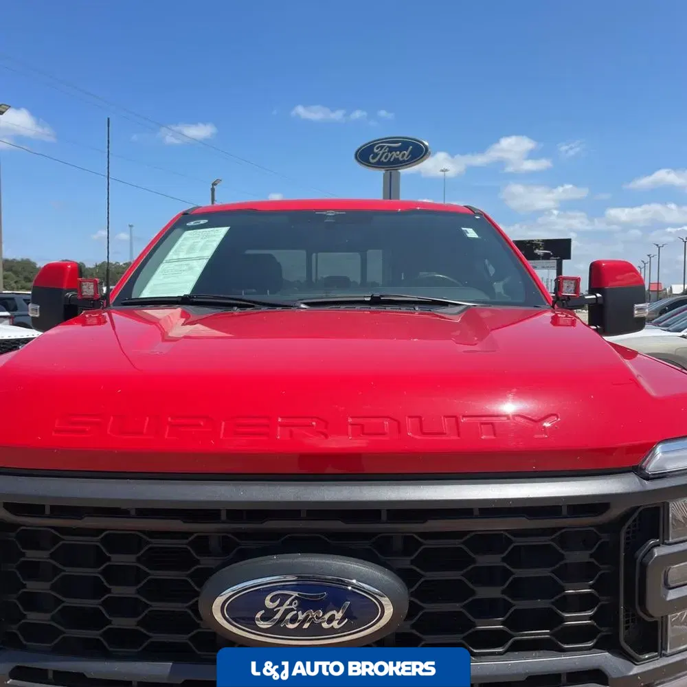 2023 Ford F-350 Super Duty Lariat