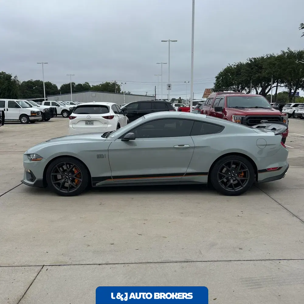 2022 Ford Mustang Mach 1