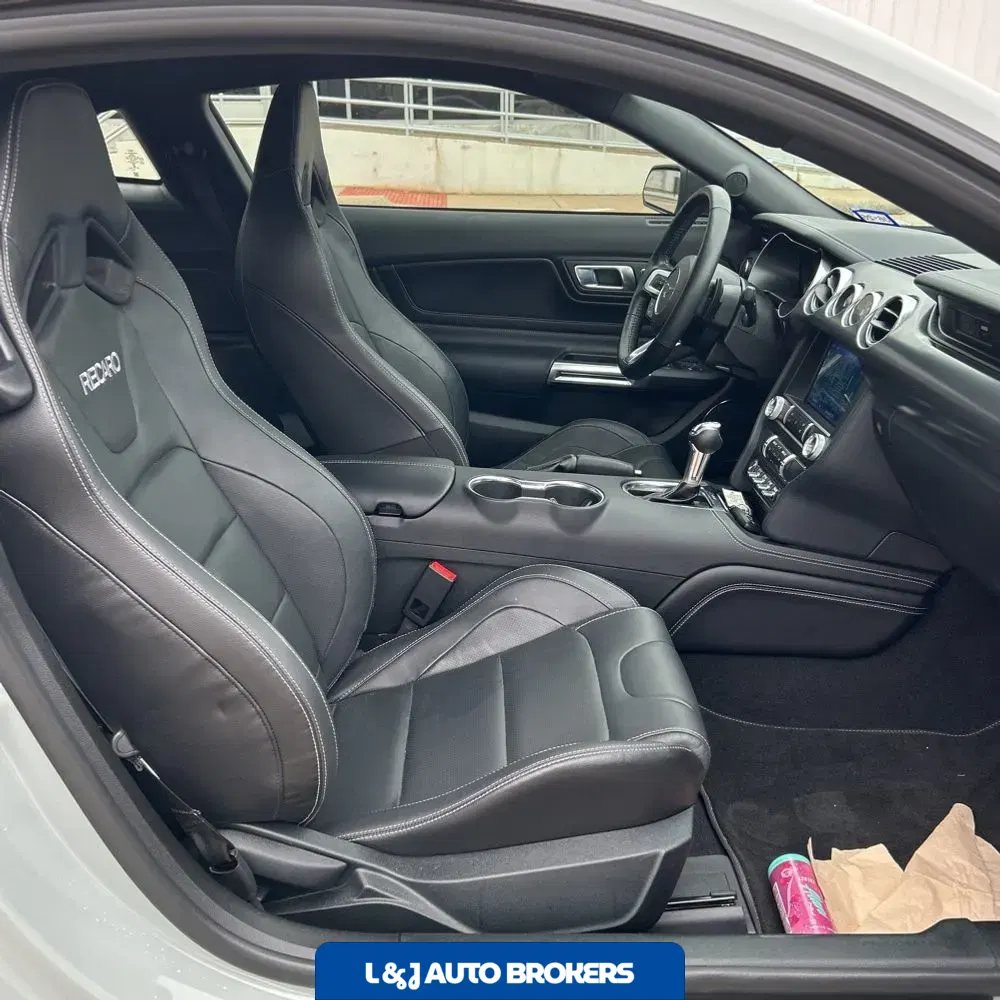 2022 Ford Mustang Mach 1