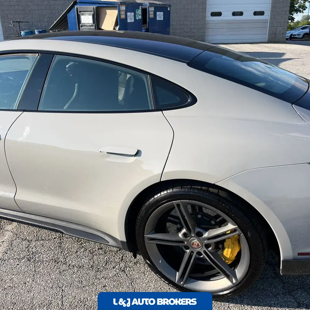 2021 Porsche Taycan Turbo S