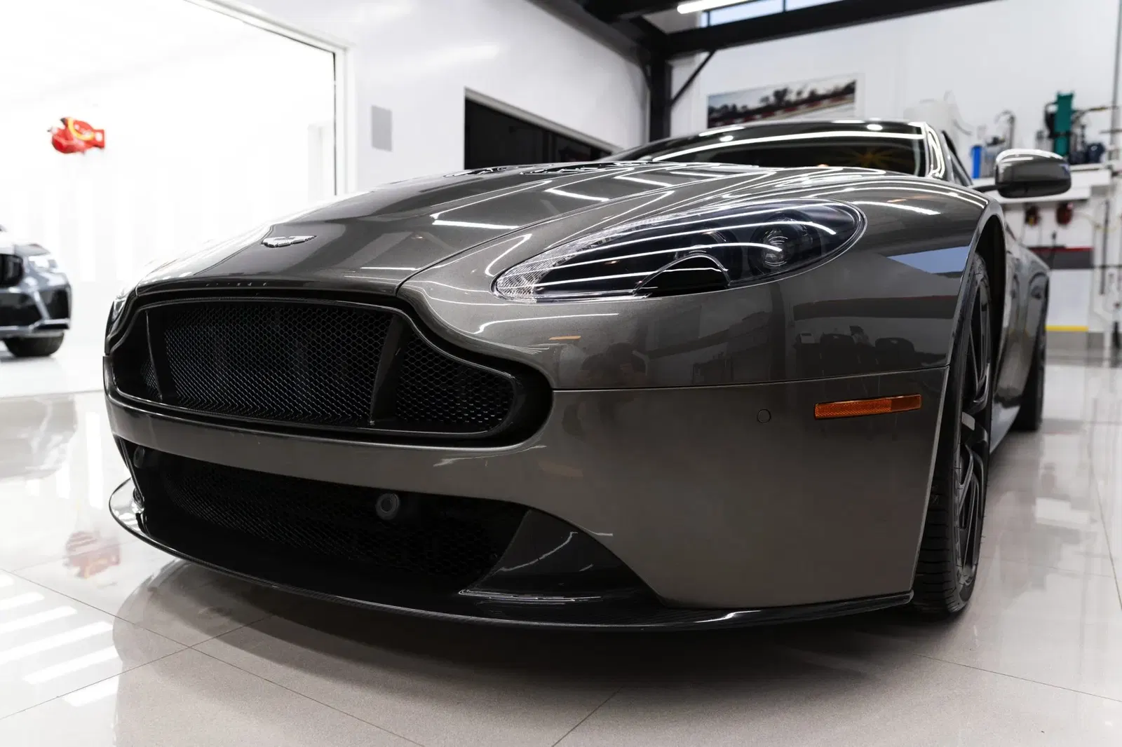 2017 Aston Martin V12 Vantage S Roadster 7-Speed