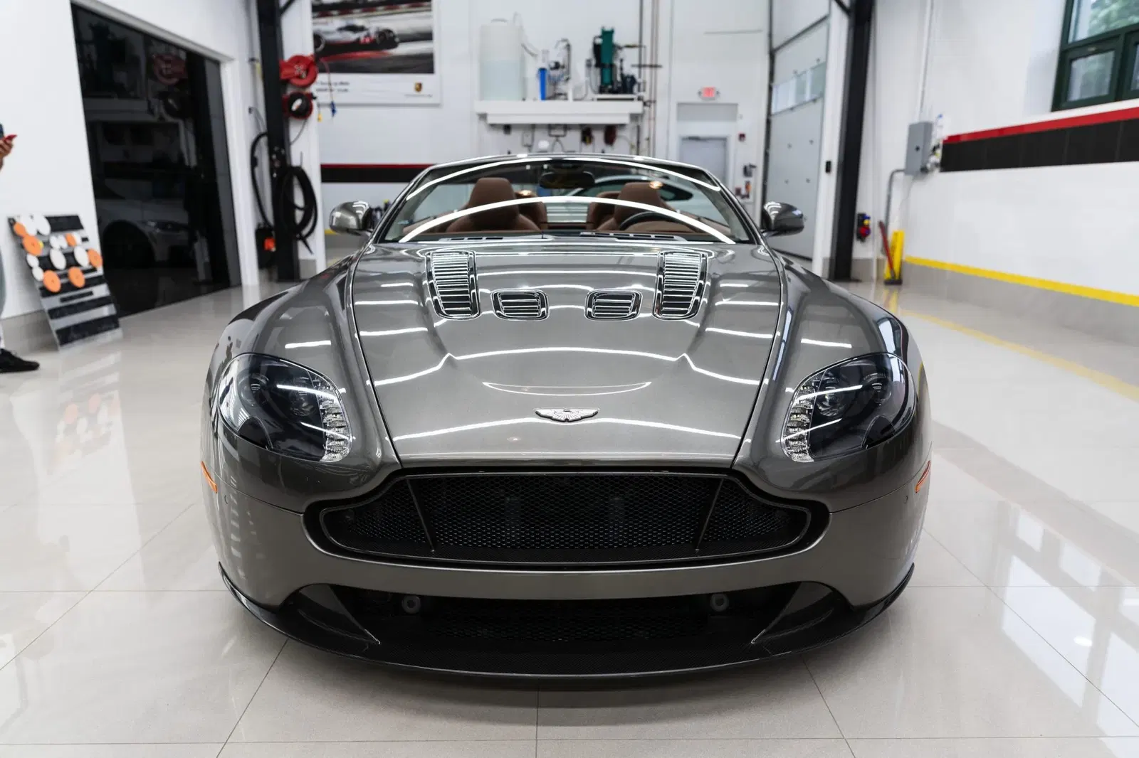 2017 Aston Martin V12 Vantage S Roadster 7-Speed