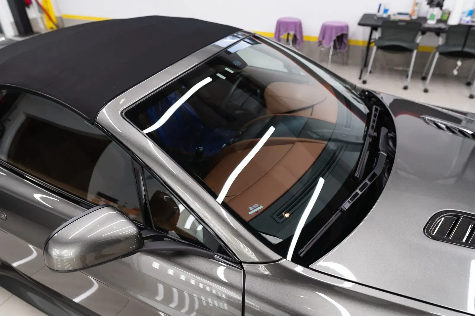 2017 Aston Martin V12 Vantage S Roadster 7-Speed