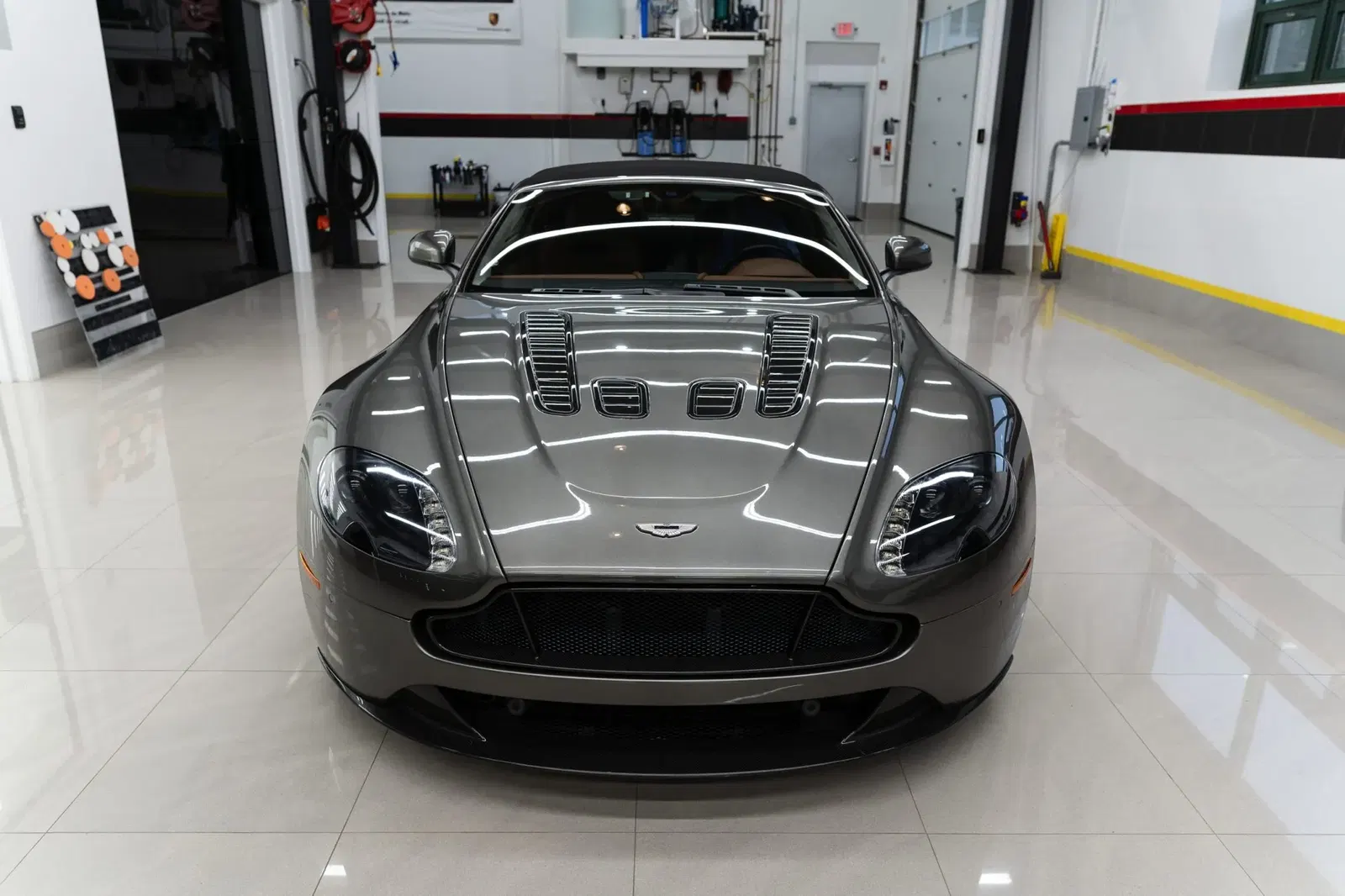 2017 Aston Martin V12 Vantage S Roadster 7-Speed