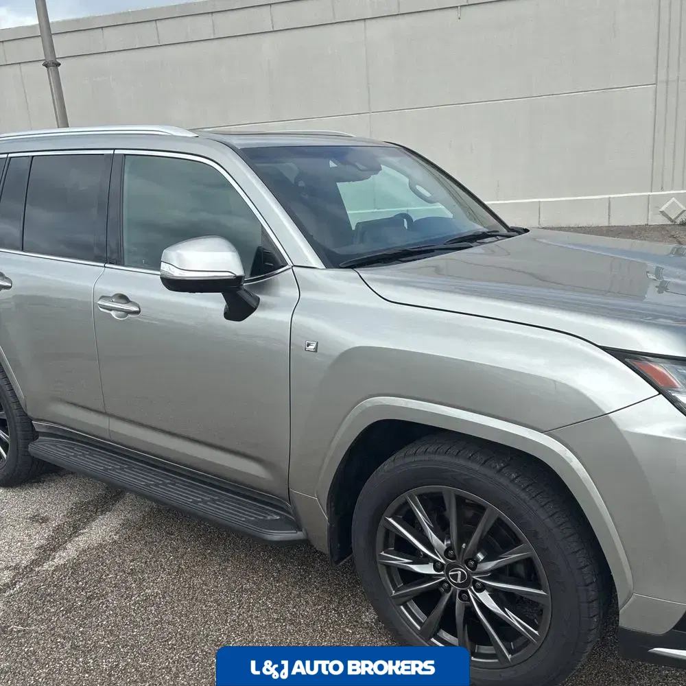 2024 Lexus LX 600 F SPORT Handling