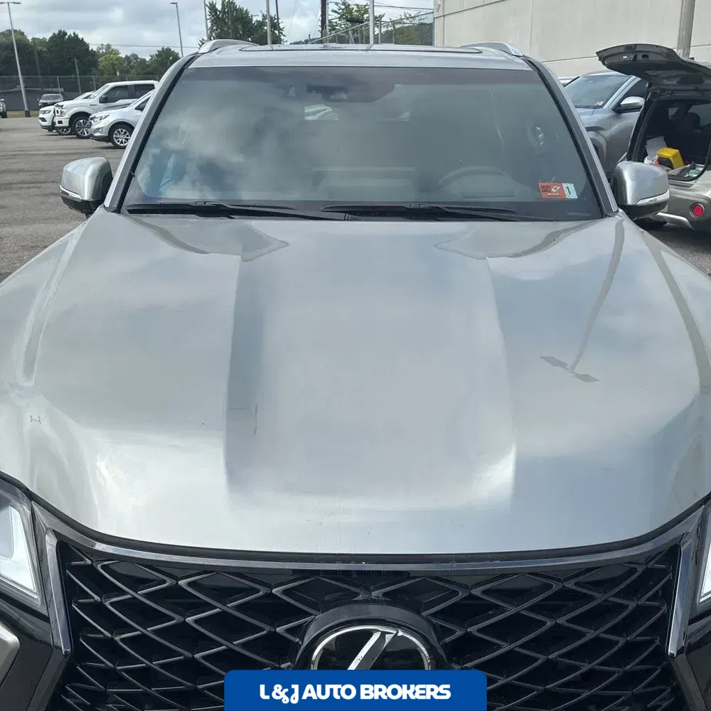 2024 Lexus LX 600 F SPORT Handling