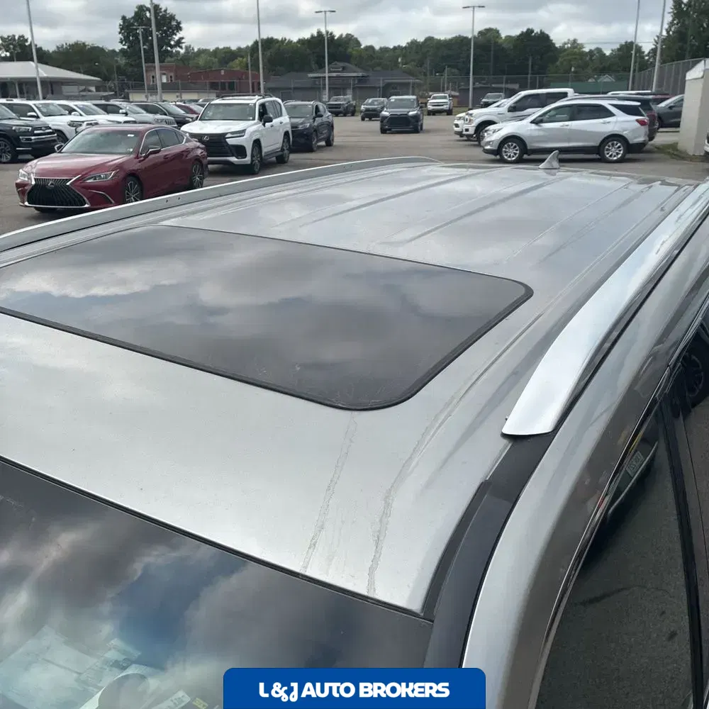 2024 Lexus LX 600 F SPORT Handling