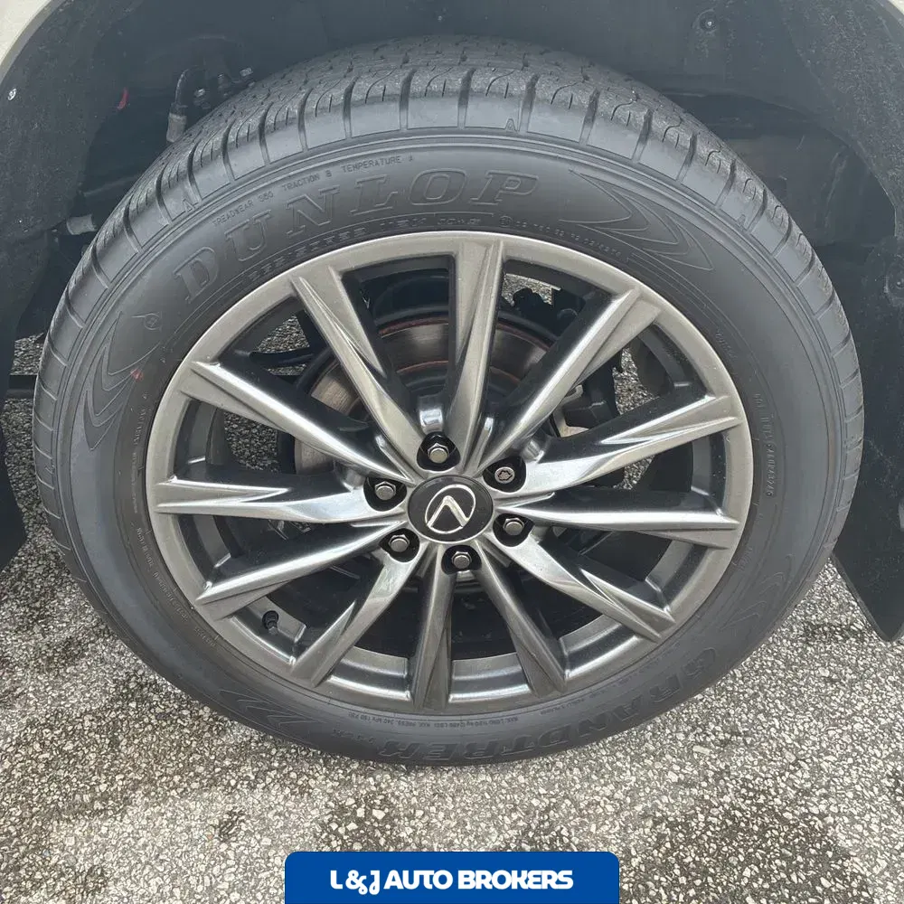 2024 Lexus LX 600 F SPORT Handling