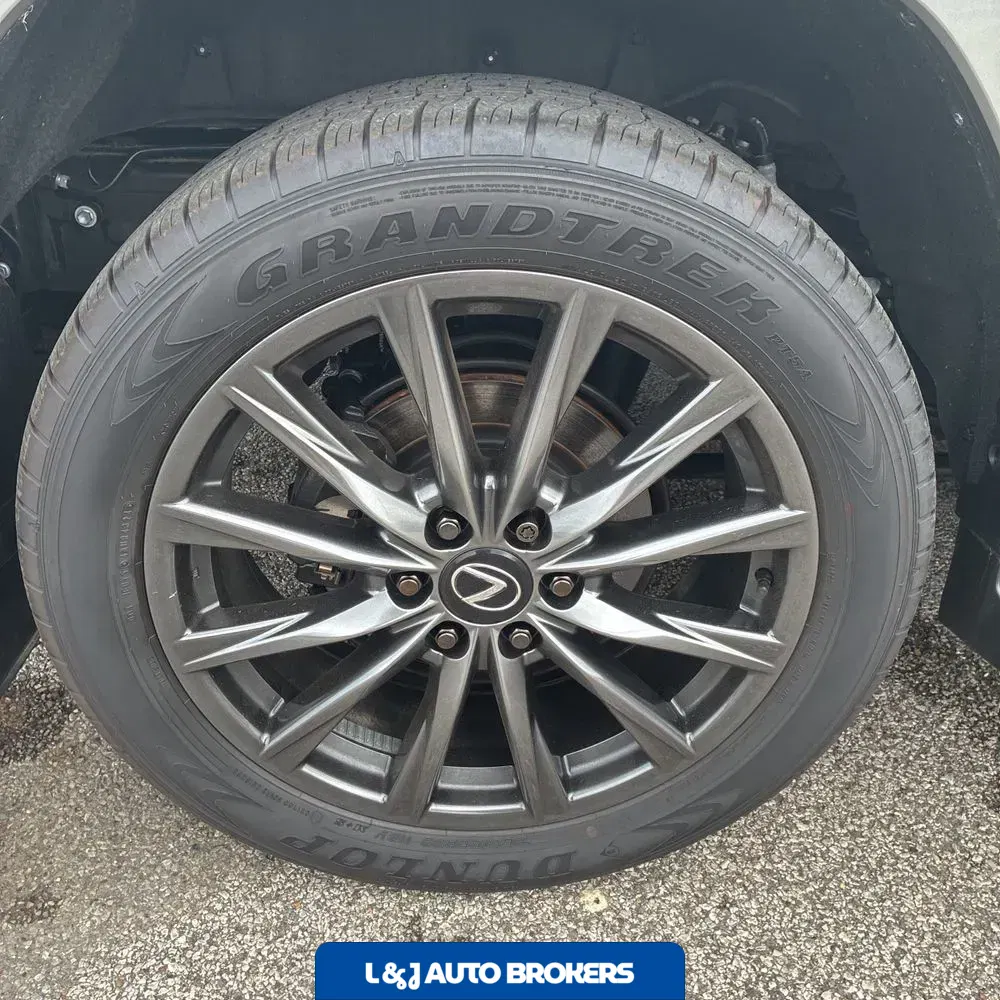 2024 Lexus LX 600 F SPORT Handling