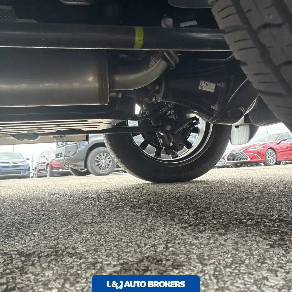 2024 Lexus LX 600 F SPORT Handling