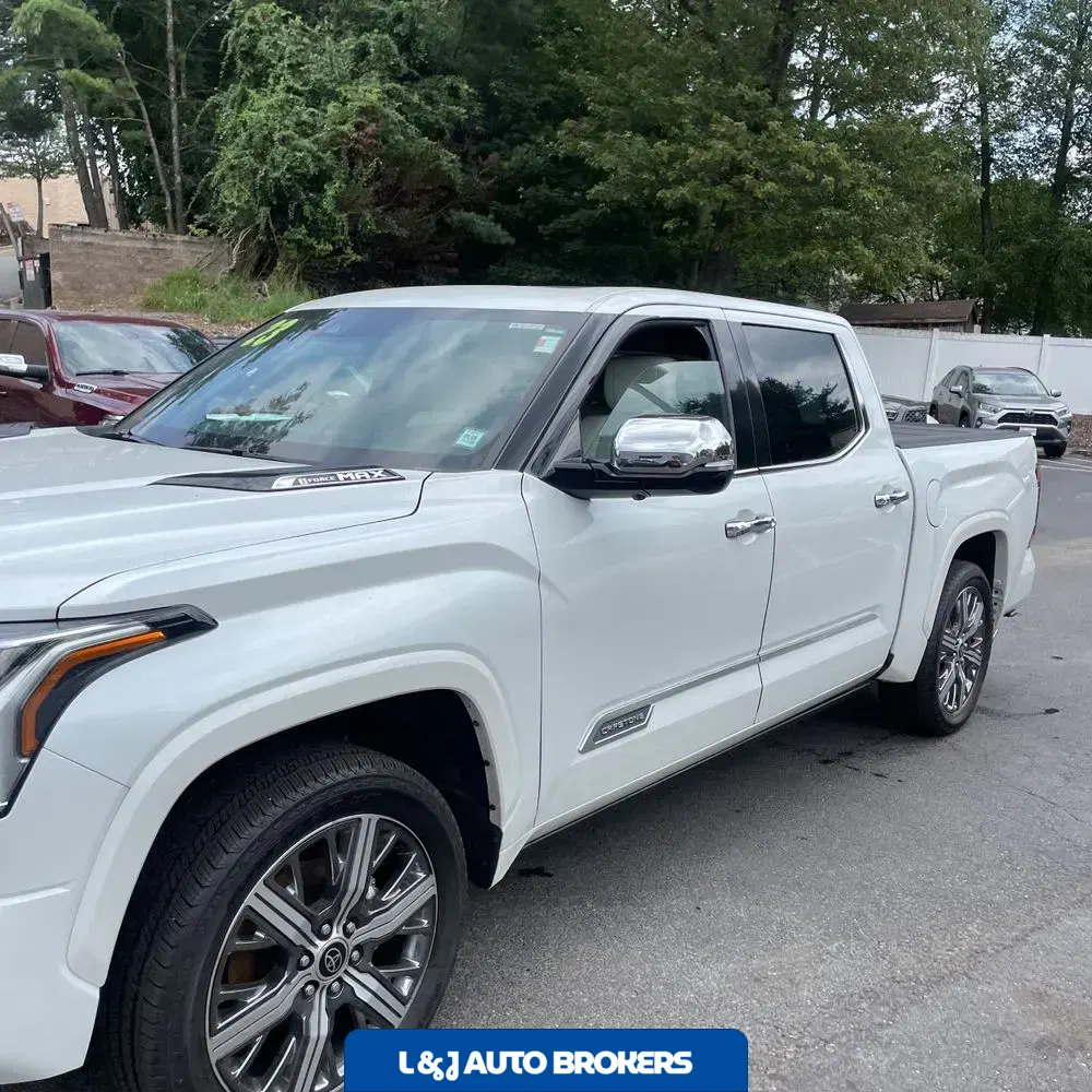 2023 Toyota Tundra Capstone HV