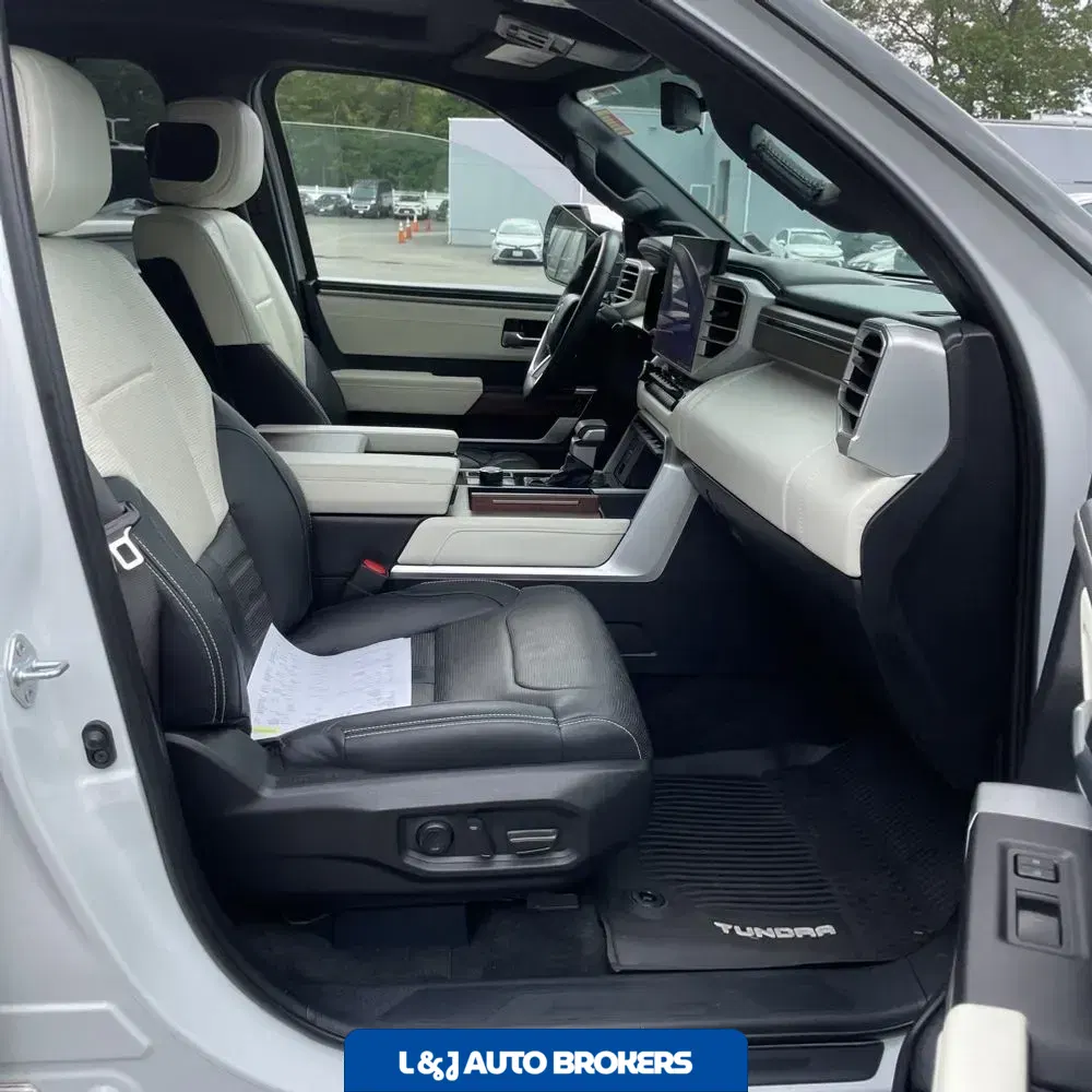 2023 Toyota Tundra Capstone HV