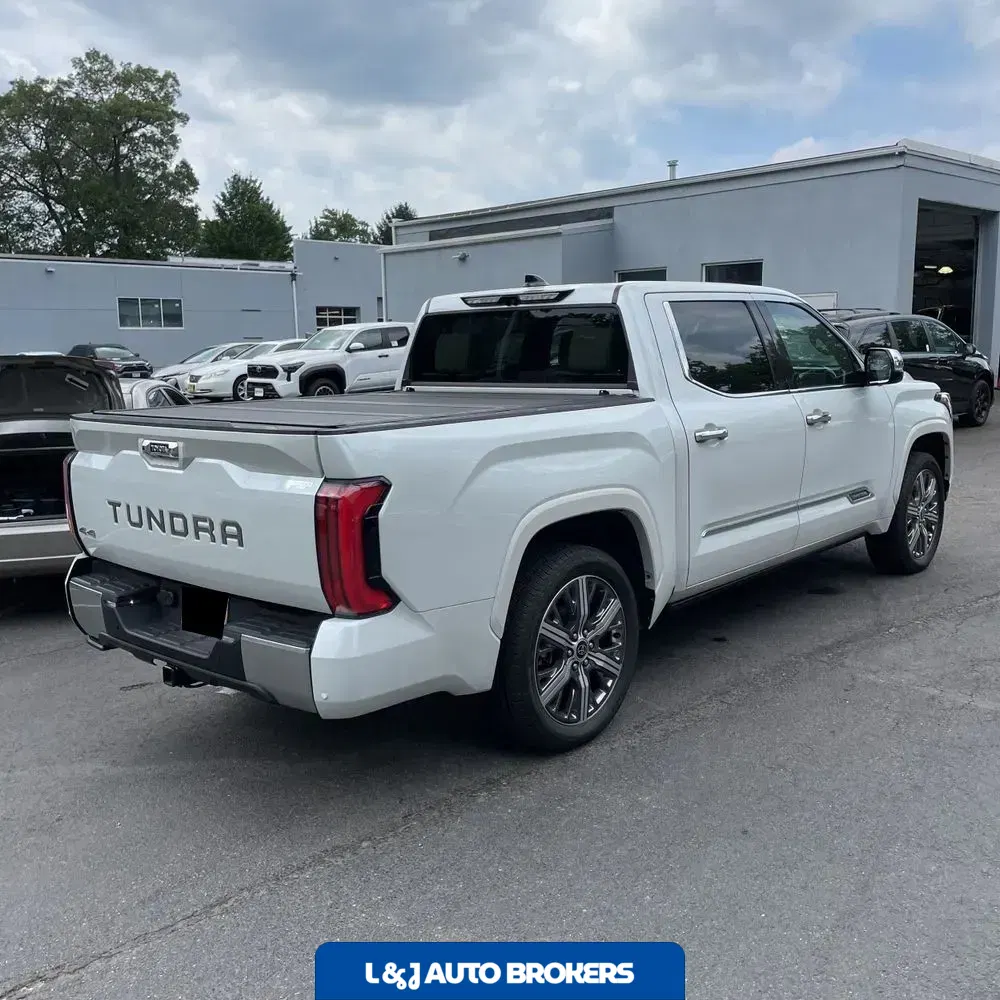 2023 Toyota Tundra Capstone HV